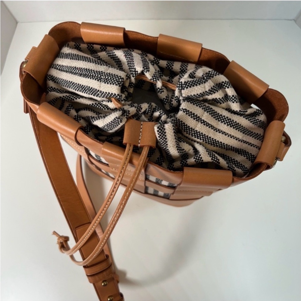NWT J. Crew Woven leather and canvas bucket bag - Picture 6 of 6